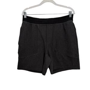 Lululemon Black At Ease Short 7" Men's Size Large Athleisure Gym